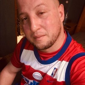 Meet your Posher, Casey